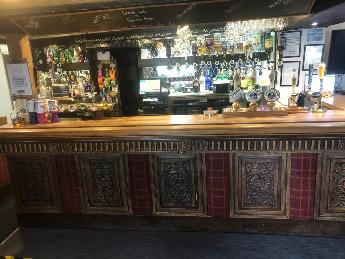 Masons Arms Hotel Gargrave Buitenkant foto