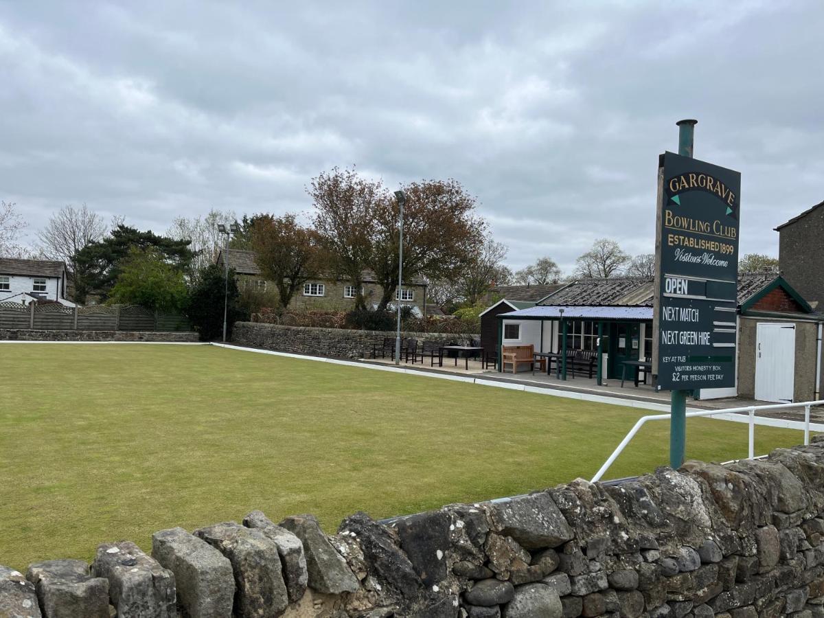 Masons Arms Hotel Gargrave Buitenkant foto