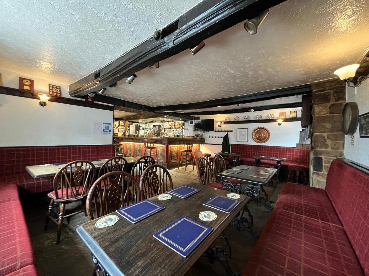 Masons Arms Hotel Gargrave Buitenkant foto