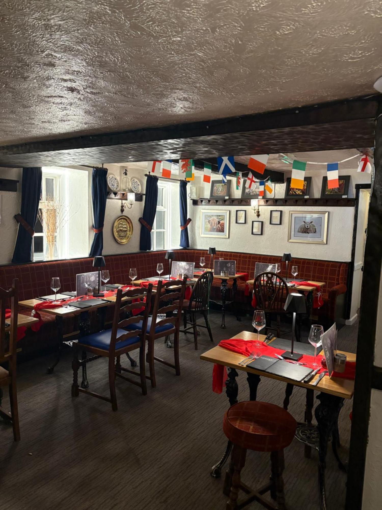 Masons Arms Hotel Gargrave Buitenkant foto