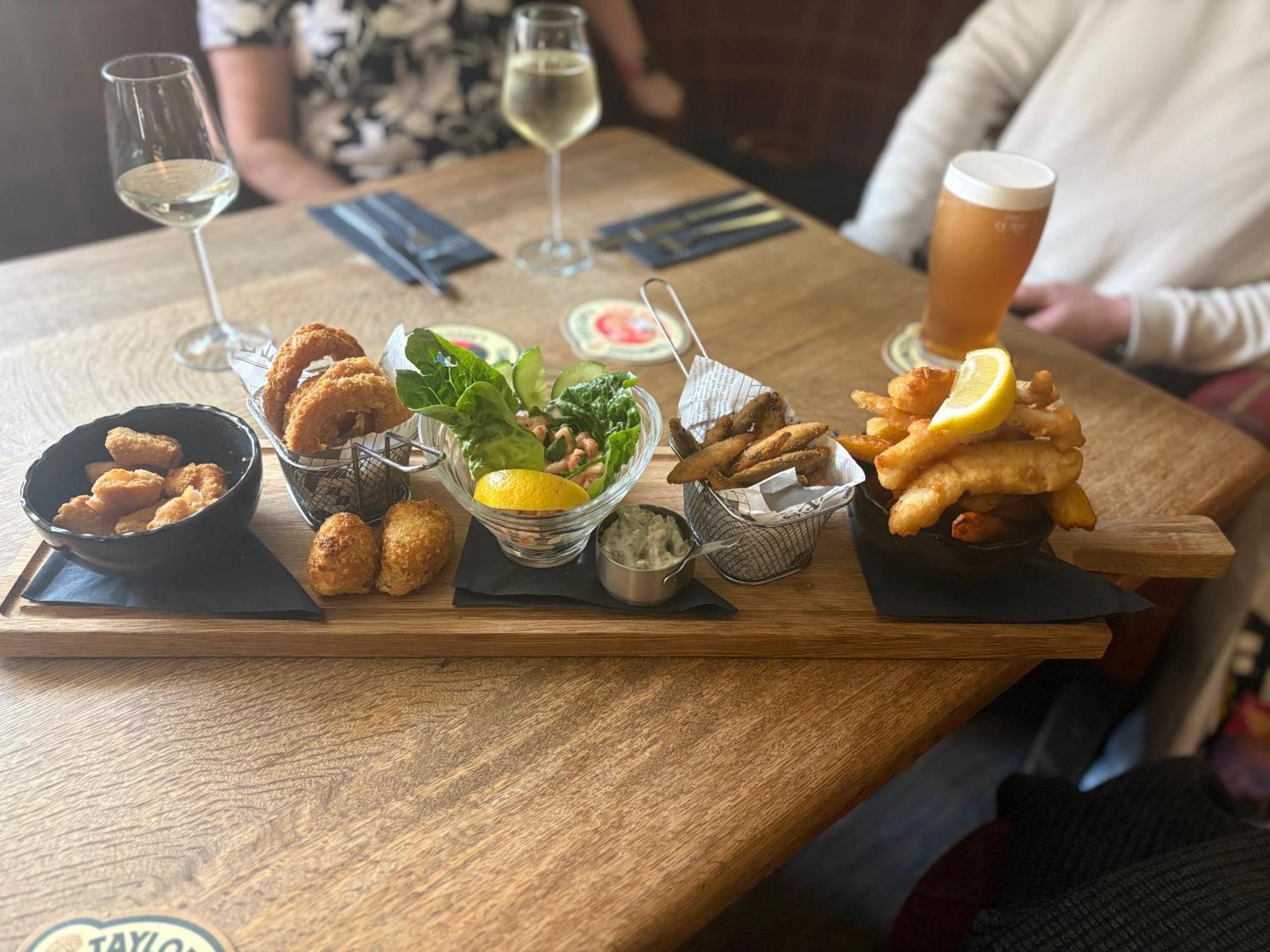 Masons Arms Hotel Gargrave Buitenkant foto